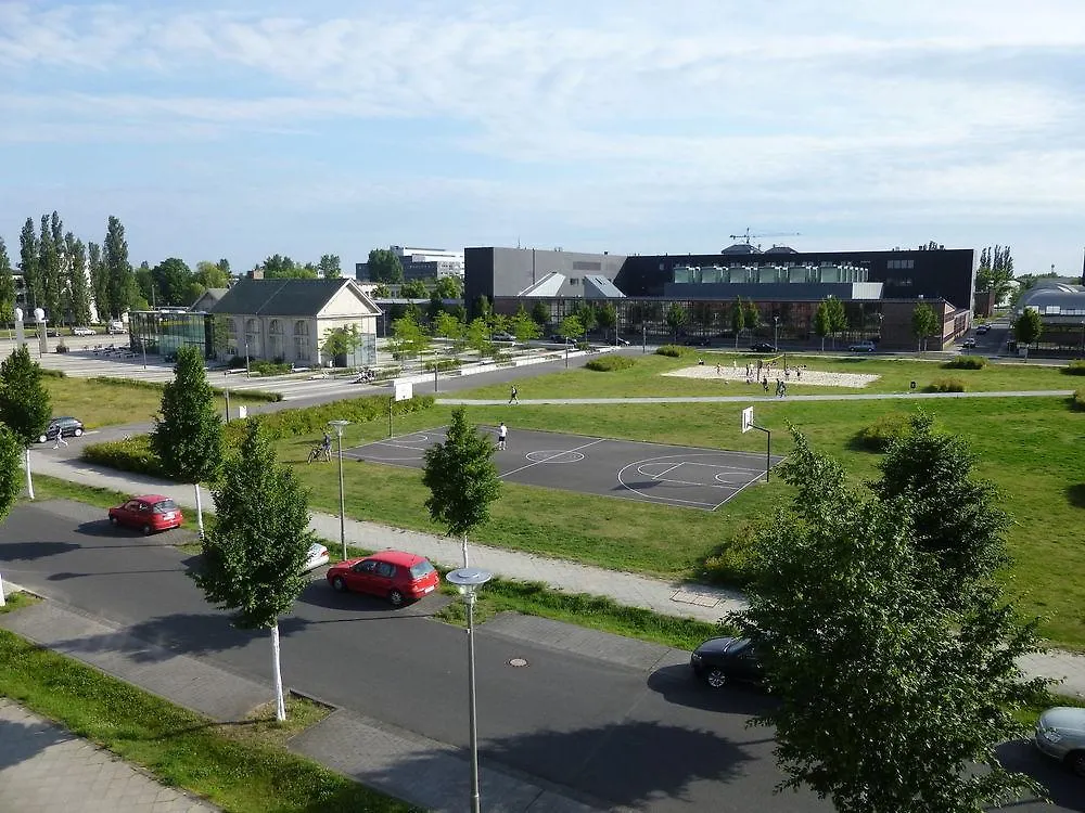 **** Apart Otel Adapt Apartments Berlin - Adlershof Almanya