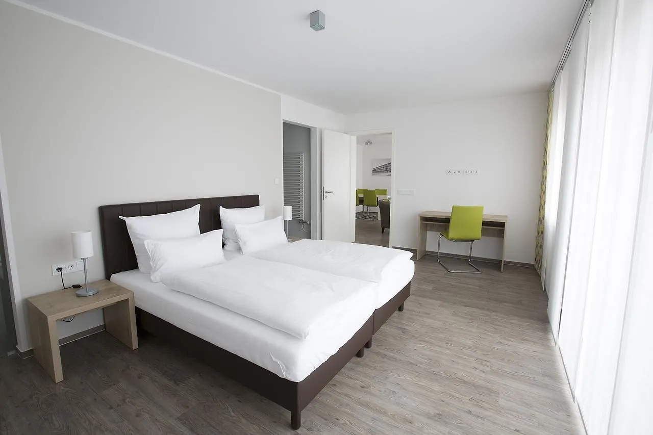 Adapt Apartments Berlin - Adlershof 4*,