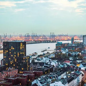 Empire Riverside 4*, Hamburg Almanya
